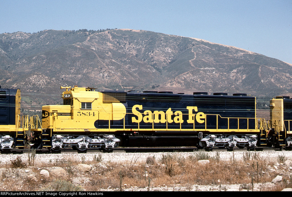 ATSF 5834 (REPOST)